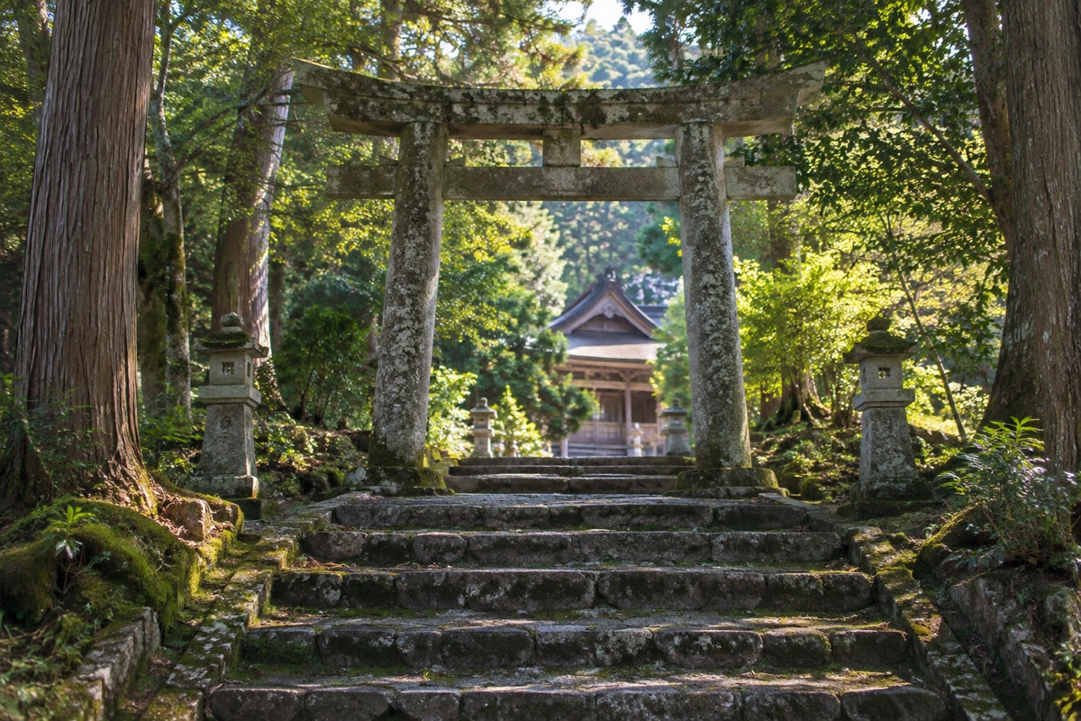宇倍神社をテーマにしたAI生成イメージ